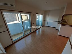 リヴェール月が丘 203 2階1LDKのリビング/ダイニング