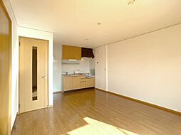 サニーハイツ・学園中 102 1階2LDKのリビング/ダイニング