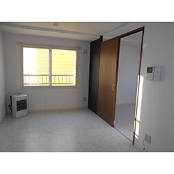 ブランノワール東区役所 101 1階1DKのリビング/ダイニング