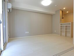 JR東北本線 太子堂駅 徒歩5分の賃貸アパート 2階1LDKのリビング/ダイニング