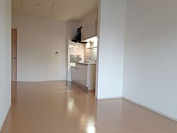 サンエスポアールII 102 1階1LDKのリビング/ダイニング