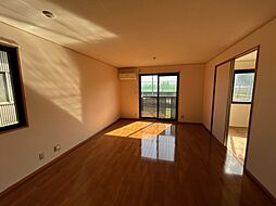 セジュール・サンク 101 1階2LDKのリビング/ダイニング