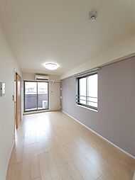 アルテミスコート 202 2階1LDKのリビング/ダイニング