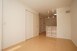 D-room柳井 205 2階1LDKのリビング/ダイニング