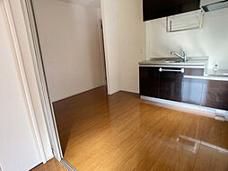 ヴィヴィアン有福 101 1階1DKのリビング/ダイニング