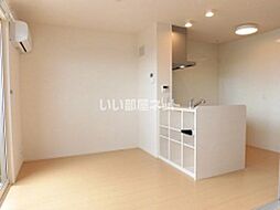 メルベーユ大和 205 2階2DKのリビング/ダイニング