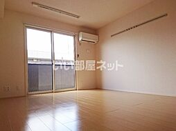 Tryall 305 3階ワンルームのリビング/ダイニング