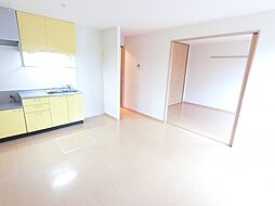 東武伊勢崎線 太田駅 バス6分 新井住宅前下車 徒歩4分の賃貸アパート 1階2LDKのリビング/ダイニング