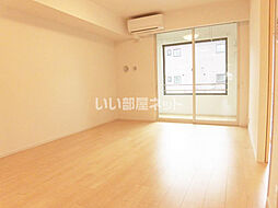 ジャスティＢ 103 1階1LDKのリビング/ダイニング