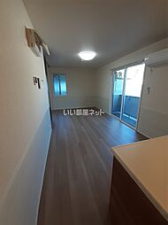 ボナール・三ツ石 105 1階1LDKのリビング/ダイニング