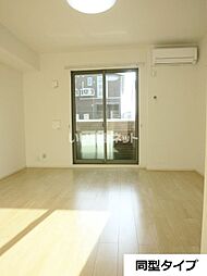 フィオーレ 102 1階ワンルームのリビング/ダイニング