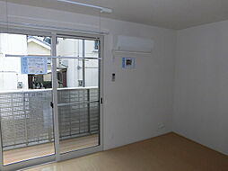 カーサデラルス　A棟 101 1階1Kのリビング/ダイニング