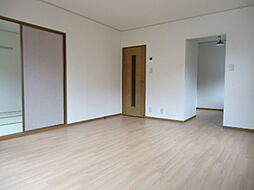 シャルマン　I棟 1-101 1階2LDKのリビング/ダイニング