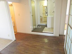 ハイマートエルＢ 201 2階3DKのリビング/ダイニング