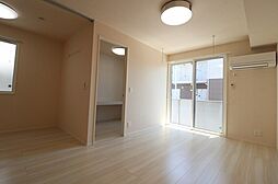 アマーテ姫子　A棟 101 1階1LDKのリビング/ダイニング