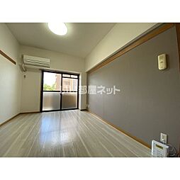 サンピアオカヤス 402 4階1Kのリビング/ダイニング