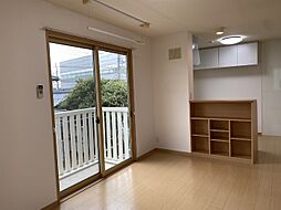 リビングタウン灯明寺　C 202 2階1LDKのリビング/ダイニング