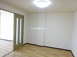 プルメリア・イズシ 201 2階3DKのリビング/ダイニング