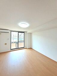 ソレアード太田　Ｂ 103 1階ワンルームのリビング/ダイニング