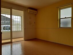 ピア−ニII 101 1階1LDKのリビング/ダイニング