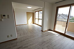 ラ・ファミール・ナガハラ 203 2階2LDKのリビング/ダイニング