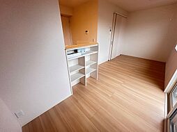 オレンジハウス 202 2階1LDKのリビング/ダイニング