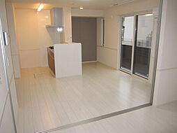 ポラリス 102 1階2LDKのリビング/ダイニング