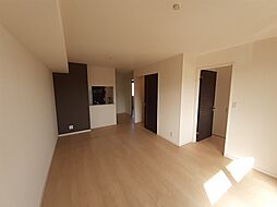 プロヌーブ三条 202 2階2LDKのリビング/ダイニング