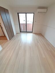 アクア　イーストＤ 101 1階1LDKのリビング/ダイニング