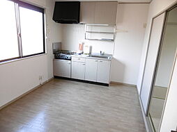 JR東北本線 岩切駅 バス10分 菅谷下車 徒歩8分の賃貸アパート 1階2DKのリビング/ダイニング