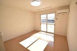 ティアモ 202 2階ワンルームのリビング/ダイニング