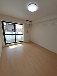 マンハッタン 207 2階ワンルームのリビング/ダイニング