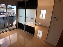 ホームパーティー五号館 2LDKの写真