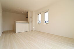 アルティ 105 1階2LDKのリビング/ダイニング