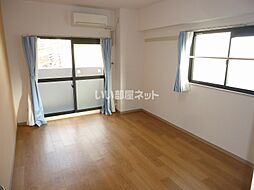 ステージア日進 7A 7階2LDKのリビング/ダイニング