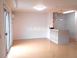 クレール古新開 301 3階2LDKのリビング/ダイニング