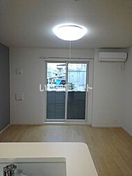 リオン・ドール　I 101 1階ワンルームのリビング/ダイニング