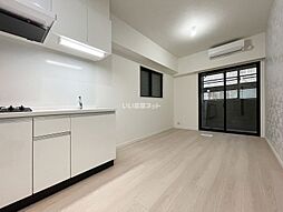 ヴィラージュ天神 303 3階1LDKのリビング/ダイニング