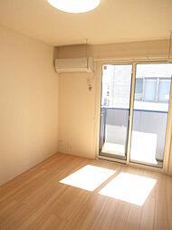 ヴィラ　ブンカ 201 2階1LDKのリビング/ダイニング