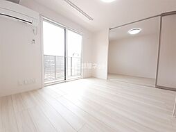 ヴォルケン ガルテン　A棟 A101 1階1LDKのリビング/ダイニング