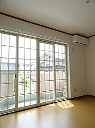 ヴィーヴル　ローマ 102 1階2DKのリビング/ダイニング