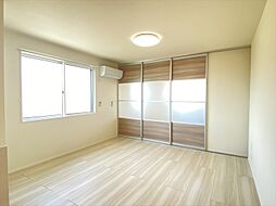 ハピネス 202 2階1LDKのリビング/ダイニング