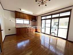 川北貸家 1 1階4LDKのリビング/ダイニング