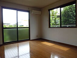 ミレニアム2000　B棟 102 1階2LDKのリビング/ダイニング