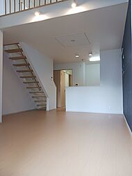 マリーベール 102 1階2LDKのリビング/ダイニング