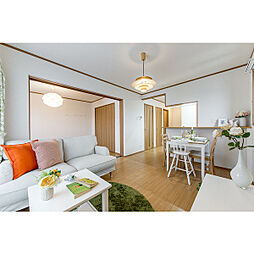 La Vita Brillante 1-102 1階1LDKのリビング/ダイニング