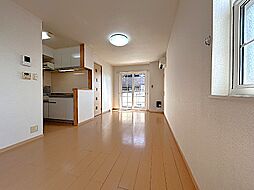 メビウス鏡III番館 101 1階1LDKのリビング/ダイニング