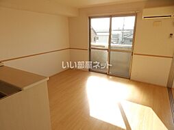 シャトーラトゥール　I棟 I205 2階2LDKのリビング/ダイニング