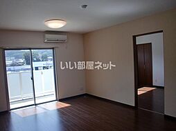 サンプリマ本山 103 1階2LDKのリビング/ダイニング