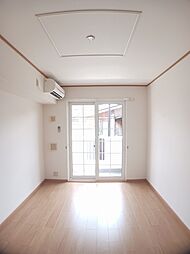 トゥー・ル・モンドＣ 103 1階1LDKのリビング/ダイニング